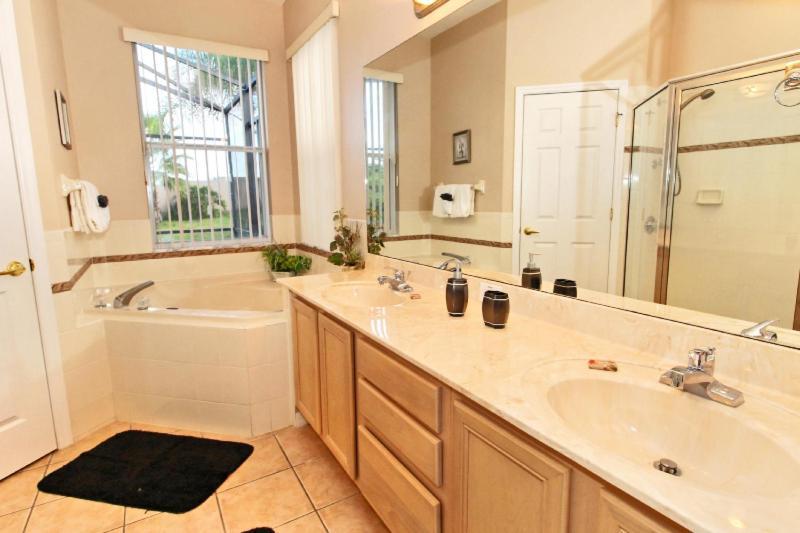Calabay Parc At Tower Lake - 4 Bed 3 Baths Villa ดาเวนพอร์ต ภายนอก รูปภาพ